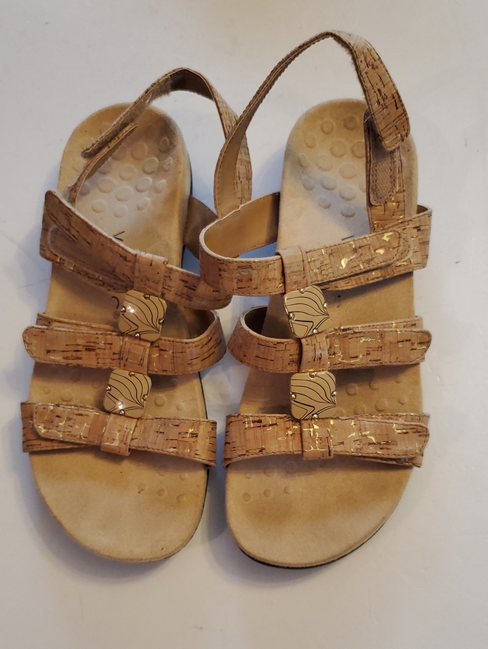 Women’s Vionic Neutral Cork-Pattern Strappy Sandals